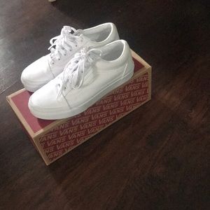 Old skool white vans